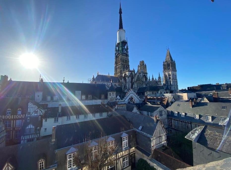 Sous Les Clochers De Rouen - Cathedrale Dış mekan fotoğraf